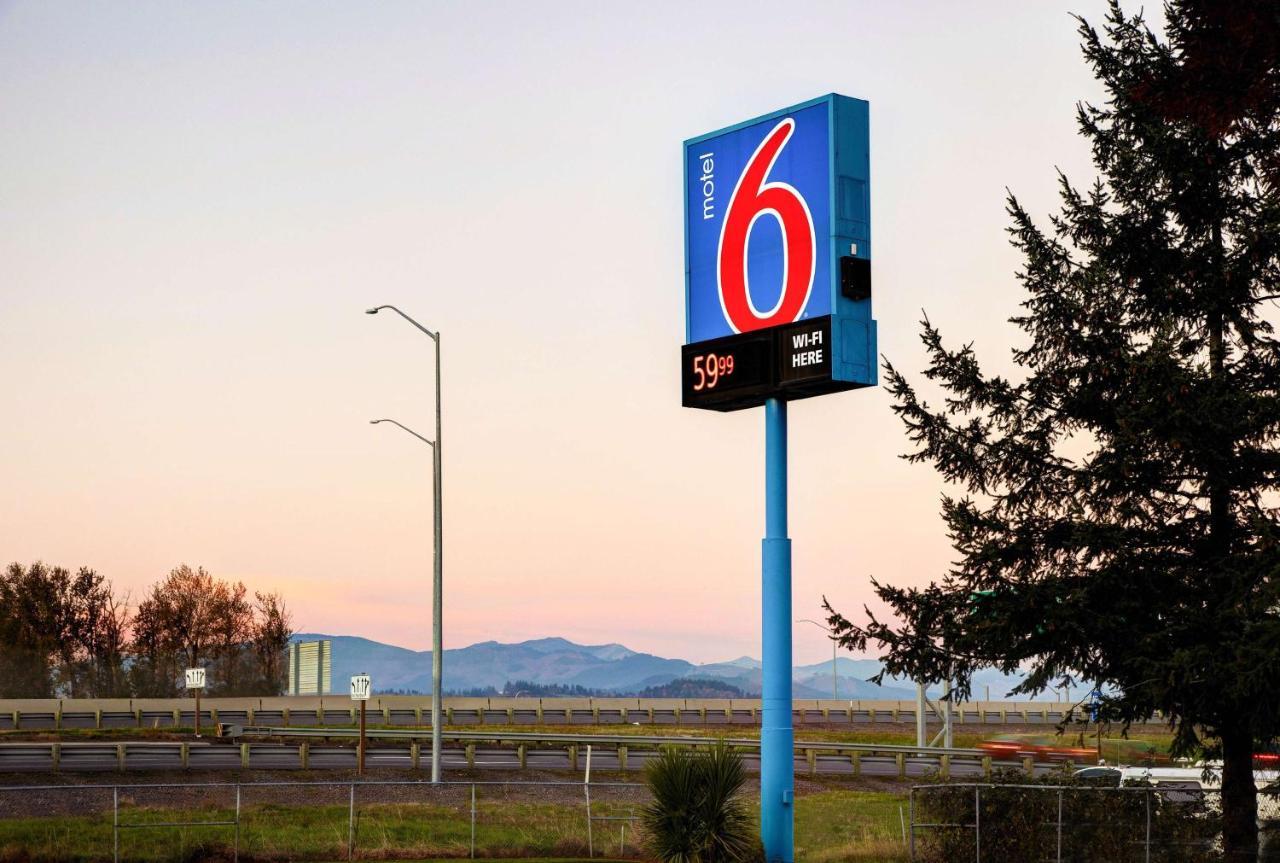 Motel 6-Troutdale, Or - Portland East Exterior photo