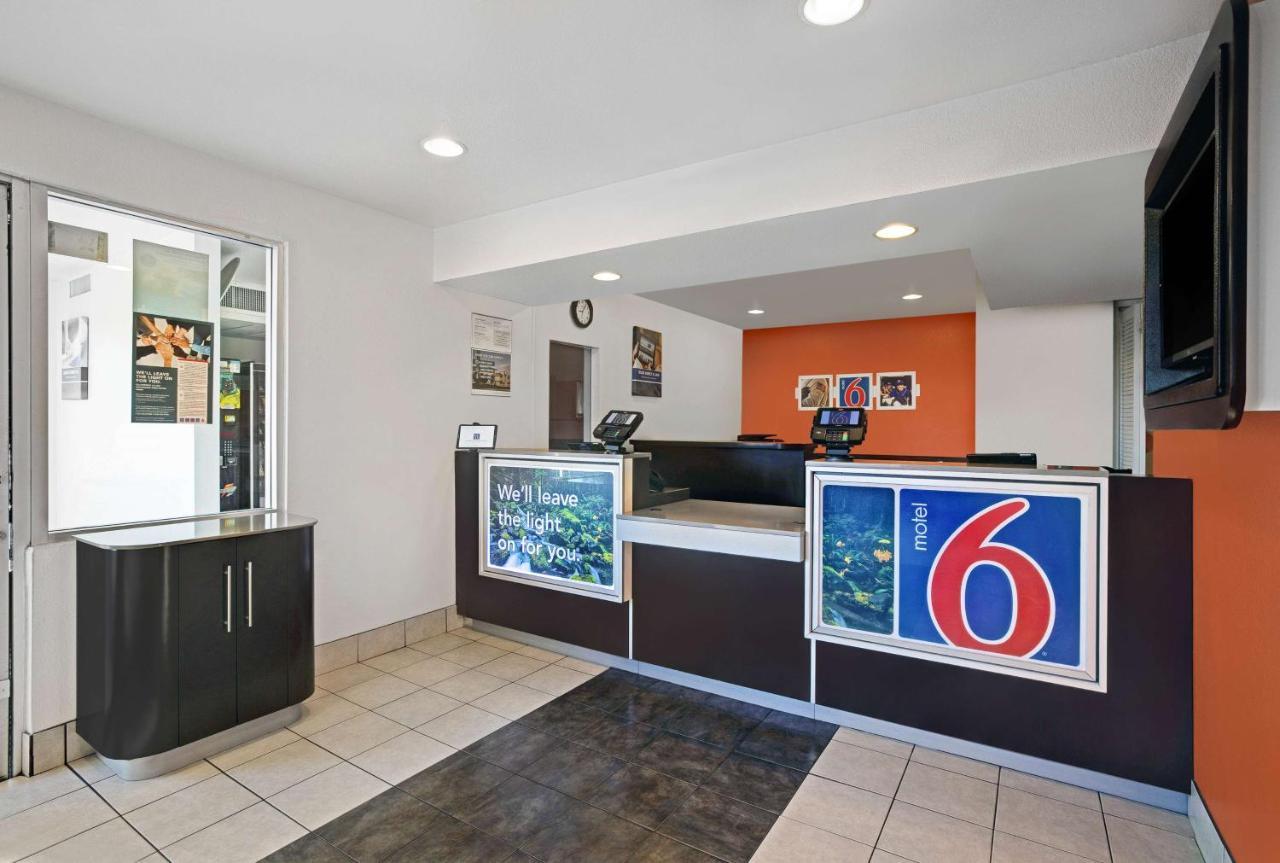 Motel 6-Troutdale, Or - Portland East Exterior photo