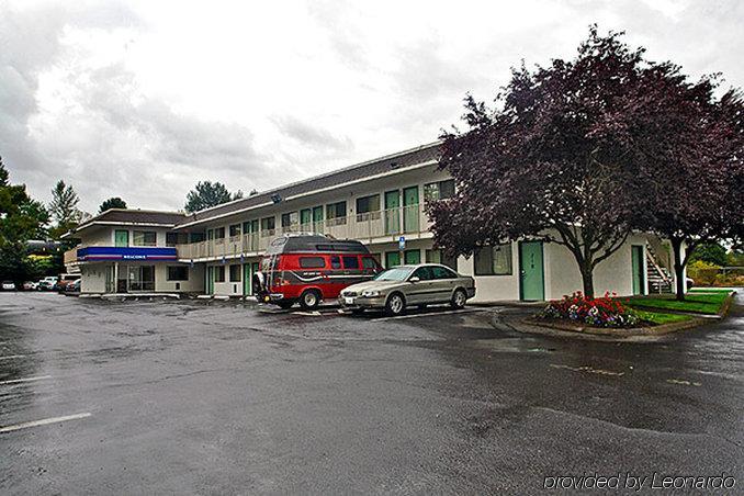Motel 6-Troutdale, Or - Portland East Exterior photo